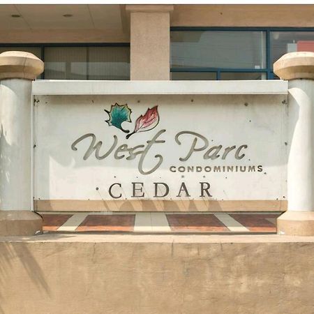 Westparc Cedar Alabang Otel Muntinlupa City Dış mekan fotoğraf